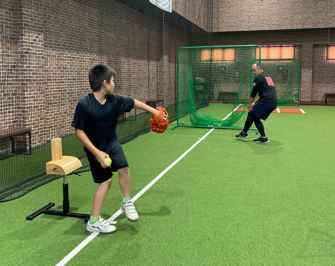 投球動作の"体重移動" 3つのチェックポイント - フィールドフォース