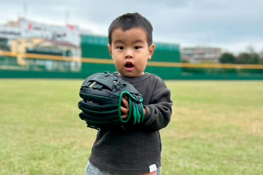 【2025年版】年齢別クリスマスプレゼントにおすすめの野球グローブ特集