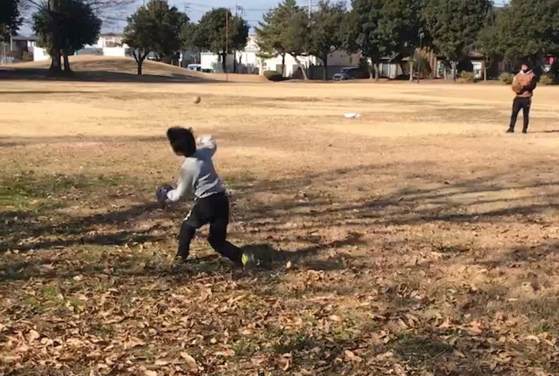 【学童球児必見】大人とのキャッチボールで気を付けて欲しい事！ - フィールドフォース