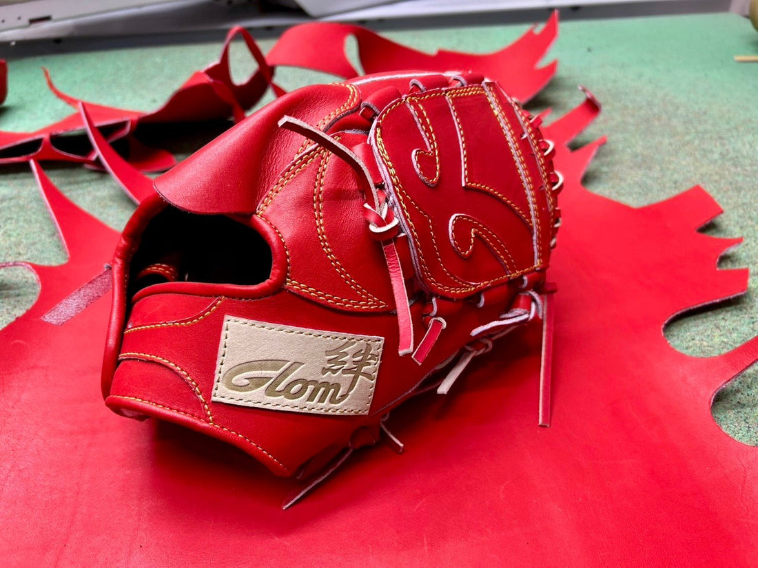 女子野球選手用に開発された投手用グラブが登場 - フィールドフォース