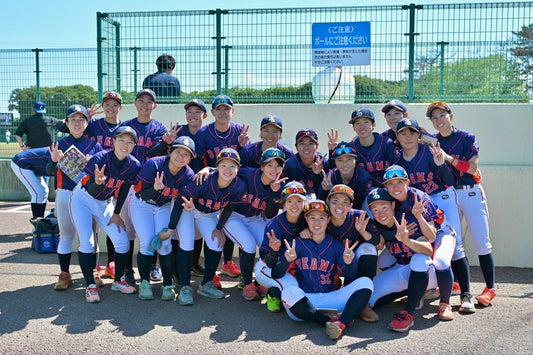 【野球×仕事】企業チームで働く女子選手の日常 - フィールドフォース
